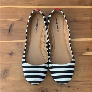 Ballet flats. Size 8